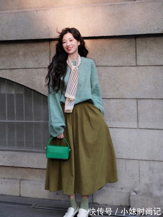 衬衫|我们只需要叠穿一件衬衫,就能提升造型的档次感
