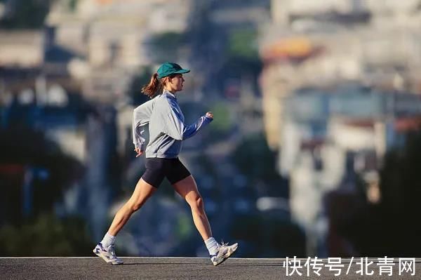 颈动脉斑块|它是最怕堵的一根血管，严重可致命！4种方法帮你预防