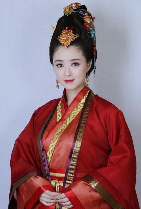 解气|被赐给地痞无赖，生下的女儿却是贤后，真是解气