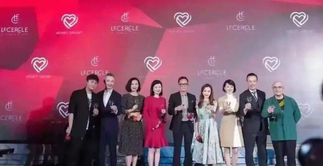 主持人|东方卫视遭遇“用人荒”，请回董卿代替陈蓉，是不是一步好棋？