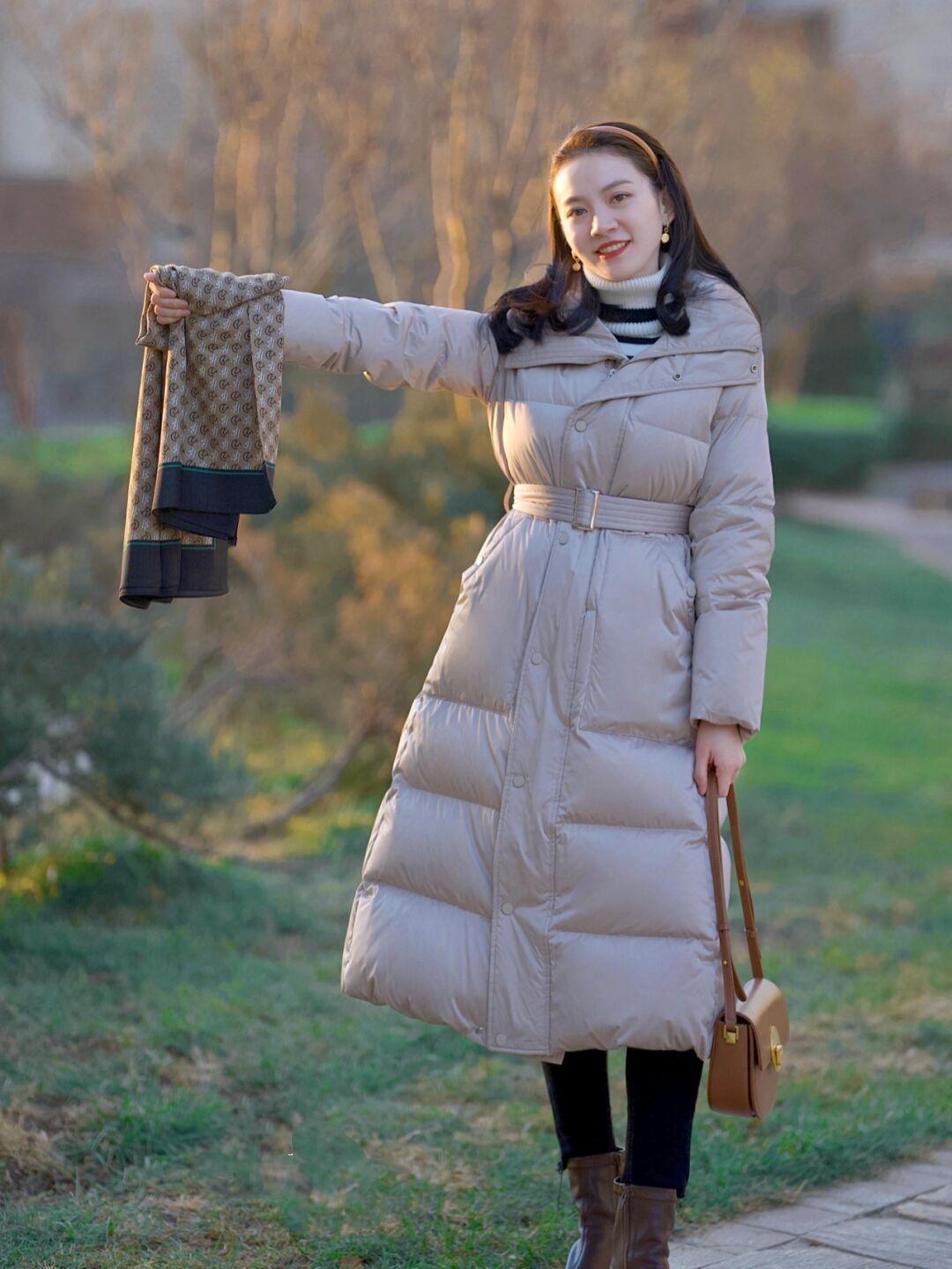 实用|终于找到冬季最保暖的单品,分享4款实用羽绒服,穿出好气质