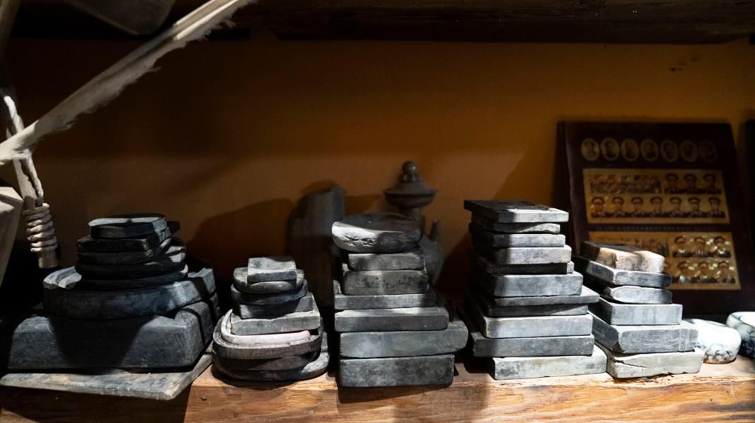 旧物|他在收“废品”的时候 收集了乡愁和历史