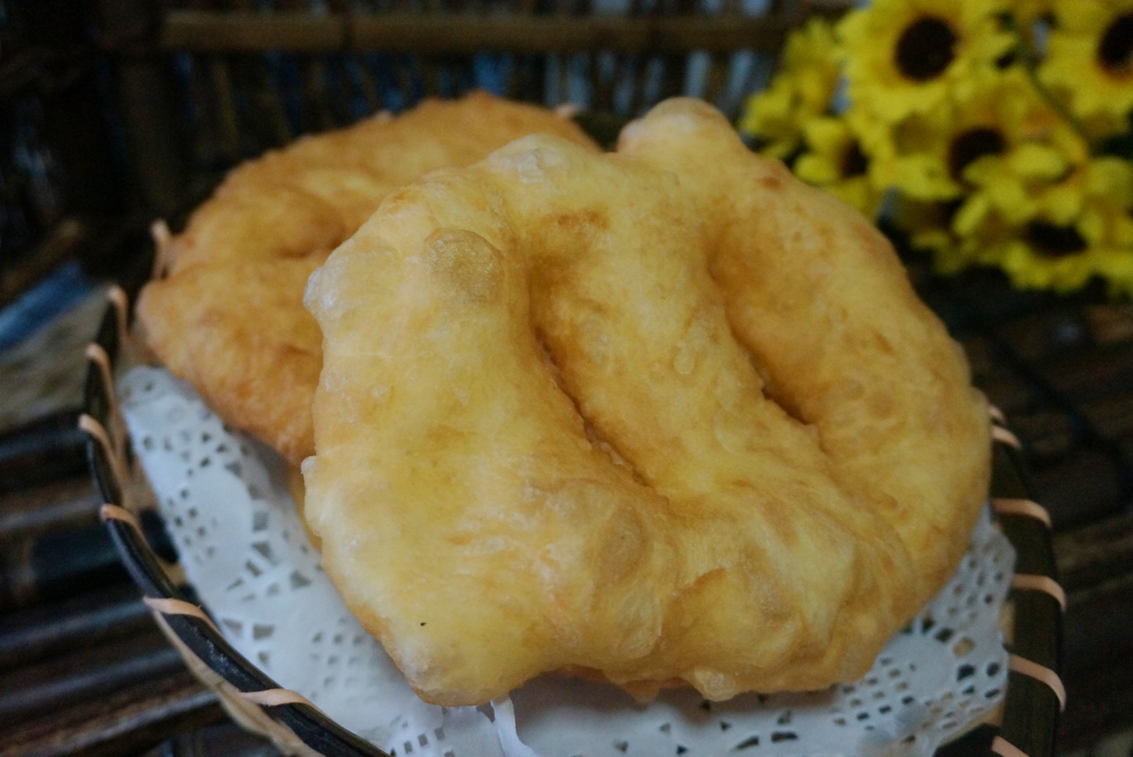 这样炸出的油饼，蓬松酥脆，比买的好吃