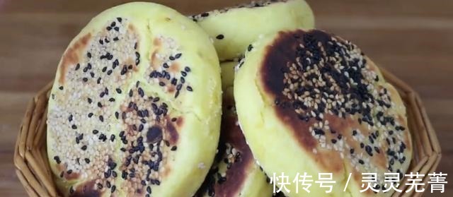 红薯这样做才叫好吃，不用炸不用煮，简单一揉，出锅后全家抢着吃！