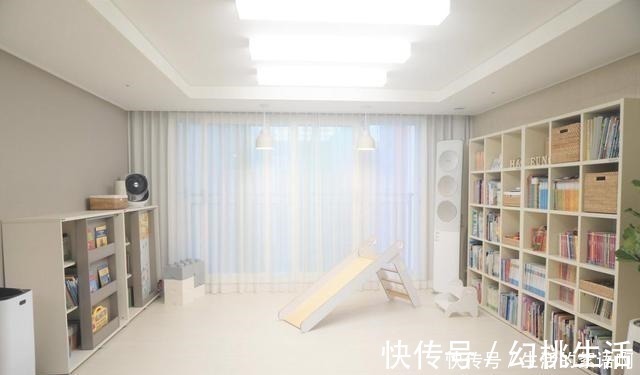 阳台上|她一家3口,住110㎡客厅坚持不买沙发,2个衣帽间!太舒服了!