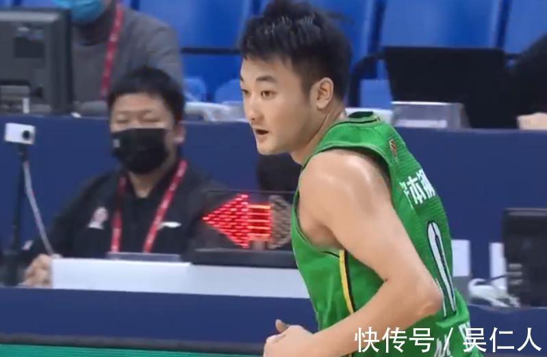 首钢|三旬老汉教首钢双塔做人,辽宁胜首钢最大的功臣应该是李晓旭