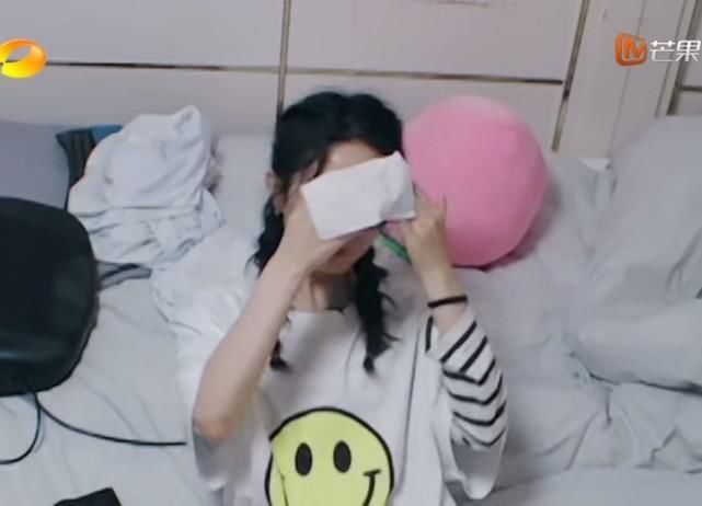 中餐厅 赵丽颖《中餐厅》崩溃大哭,李浩菲暖心安慰,颖宝说话太直情绪失控