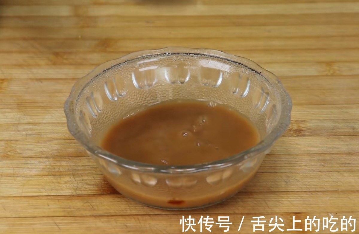 白菜最过瘾的吃法,不煮不炖不凉拌,学会这种做法,比吃肉还香