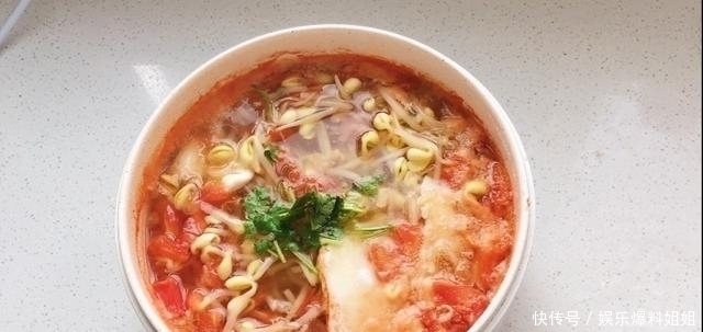 西红柿|每天晚餐吃这个减脂汤,一段时间腰细了脸小了,瘦子别喝怕你太瘦