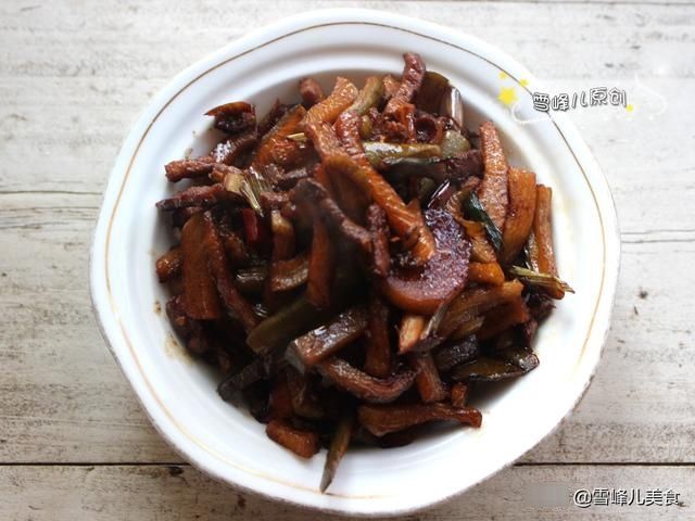 初冬季节遇到这菜买10斤,处理一下储存过冬慢慢吃,炒炒真香啊