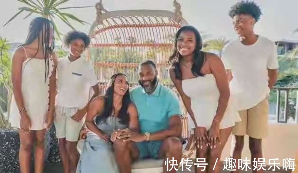 麦迪麦迪|麦迪携18岁女儿现身球场！胡子花白+脱发，4胎娇妻身材不输瓦妮莎