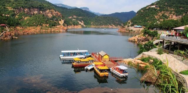 河北又一景点走红，湖面形状奇特，人称邯郸“小桂林”，公交直达