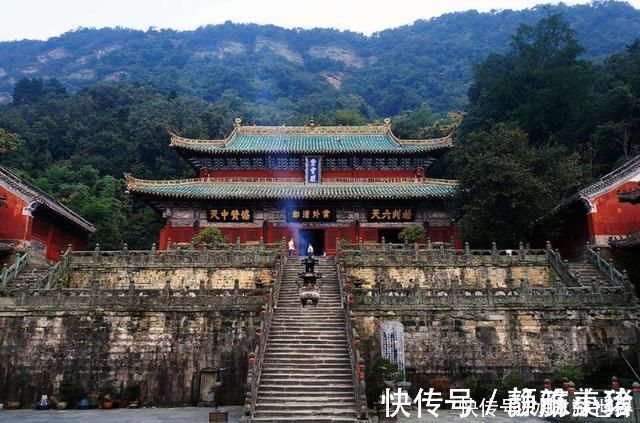 旅游|国内这座大山，一张门票240元，年收入高达50亿，你来过没