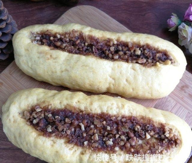 红糖核桃南瓜馒头，香甜又喧软