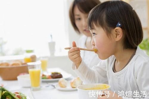 宝宝|4种看似“营养的”食物,可别让1岁大的宝宝多吃,有“隐患”