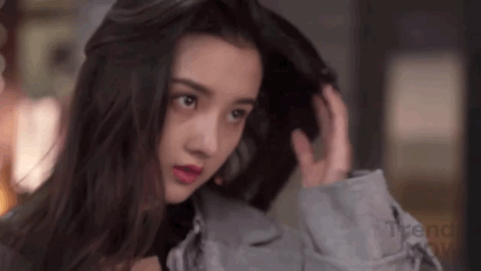 宝藏女孩|00后输了，这届95后小花也太会穿了吧