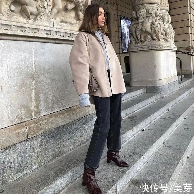 大衣里面穿什么？这4款绝美内搭，让你时髦一整个冬天