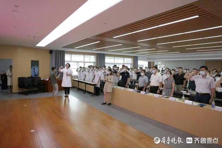 健康中国|砥砺前行，续写医院新篇章！日照市中心医院举行医师节庆祝活动