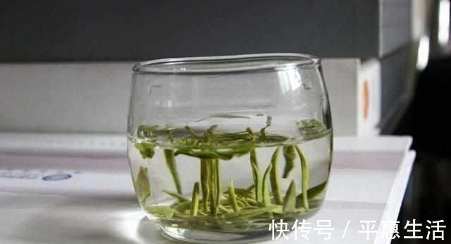 血管|50岁后,有四个习惯的人最易发生脑梗,三个信号能抓住一个就很好