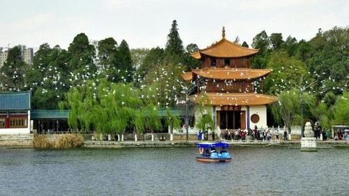 吕洞宾|3副不出名却精美绝伦的对联,才华横溢,堪比鬼斧神工