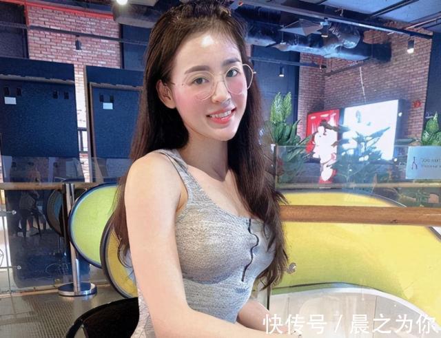 力量训练|越南版“卡戴珊”腰臀比太迷人,5个动作打造“卡戴珊”式翘臀