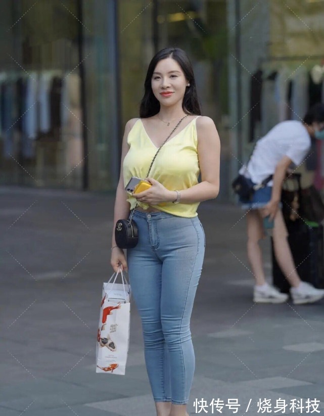 大象 穿牛仔裤也要有分寸,“大象腿”强行冒险,结果往往背道而驰!