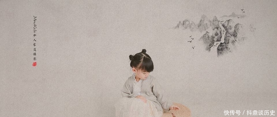 上联:千里成重,丘山成岳,登重岳一览千里丘山。下联对得绝妙