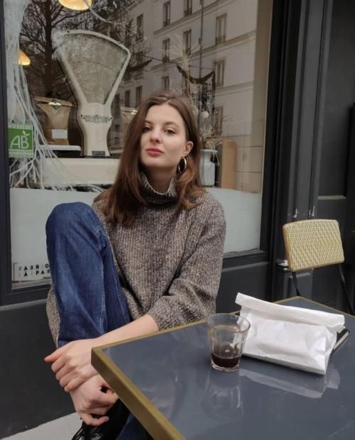 毛衣与春天是美好的相遇，5款毛衫搭配法，穿出轻快也时髦的通勤风