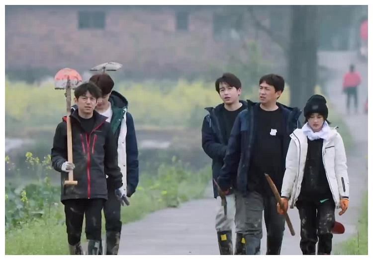 《向往5》节目录制有多真实，看到嘉宾的衣服，是否造假很明了