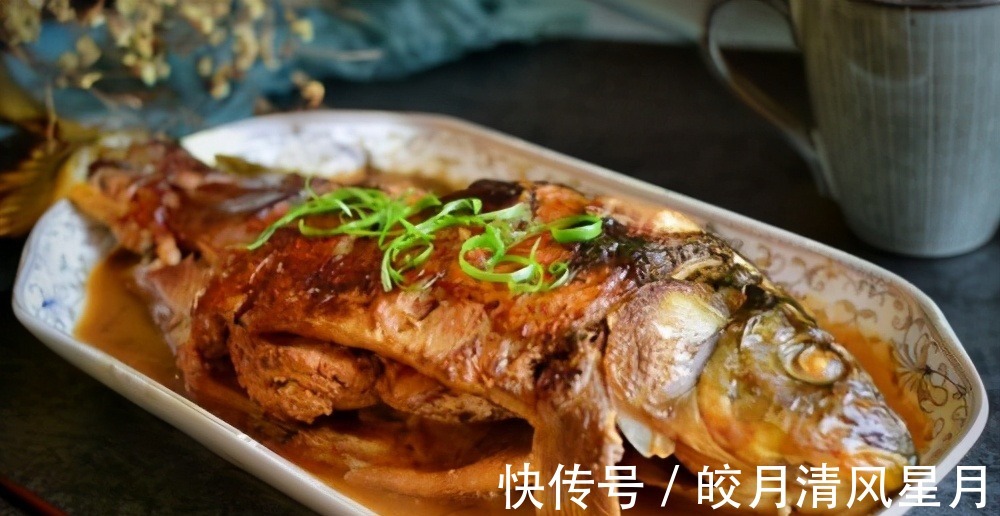 鱼块|不管炖啥鱼,记住3个烹饪技巧,鱼肉不腥不柴,很多人还不知道!