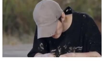 鹿晗節(jié)目里切菜超小心，全臉表情都在用力