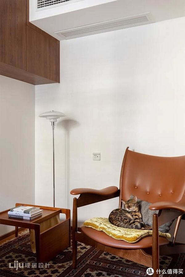 楼房|二手一楼房庭院惨遭荒废,原房东看到改造效果:早知道再加30万也不卖