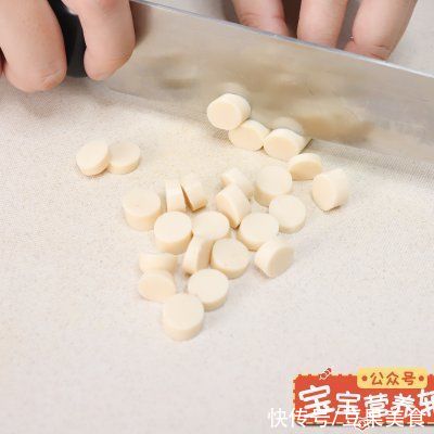甜椒|你和幸福就差这一份鱼肠披萨