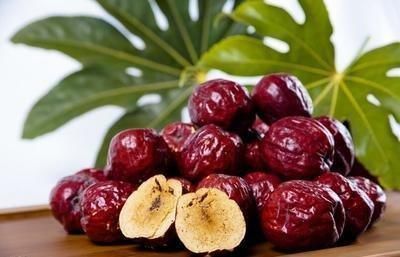 小王|人到中年想长寿,常吃以下3种食物,补气养血,排毒养颜更年轻