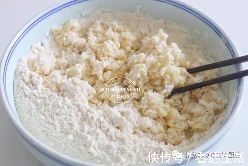 烫面|做韭菜鸡蛋馅儿饼,饼皮软嫩久放不硬的秘诀,我都告诉你