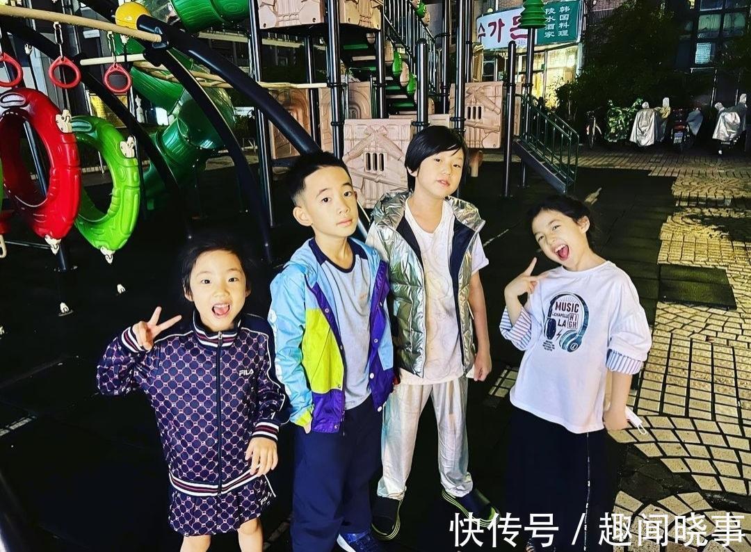 刘畊宏晒爸爸5聚会照,春哥一手抱Jasper一手抱小泡芙