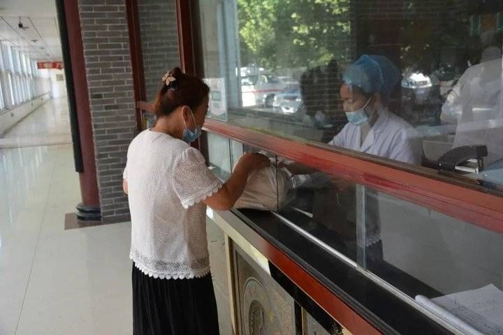 药房|从“人等药”到“药等人”,宁津这个智慧中药房是怎么做到的?