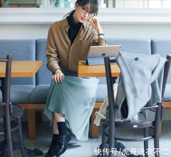 早春穿衣别太花哨，试试百搭高级的衬衫吧，谁穿都显气质