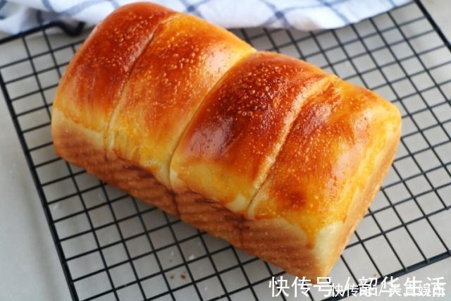 极简版苹果派教程，面粉包苹果烤一烤，香软又易消化