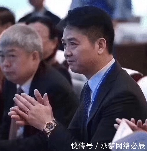 佼佼者|论拉风,绿水鬼还不够格,爱彼皇家橡树离岸型才是佼佼者