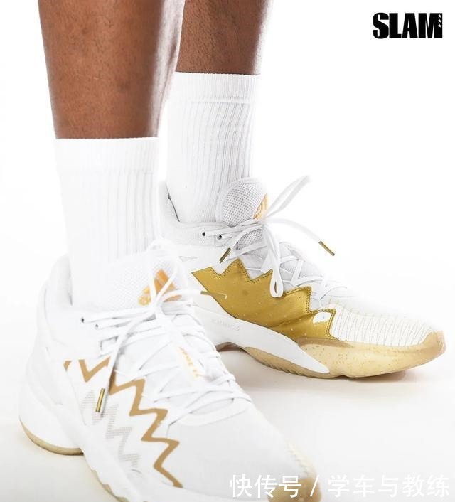 有趣|NBA球员上脚穆雷穿罗斯1代,詹姆斯的洞洞鞋很有趣
