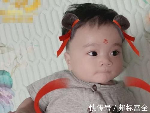 口腔|“黑脸宝宝”走红,长开后变成小帅哥,网友:还好父母忍住没扔