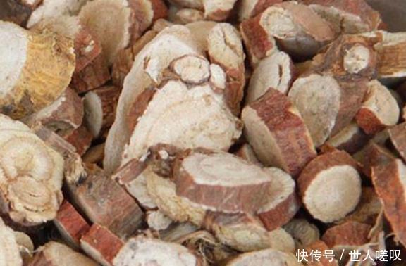 常喝黄芪水,养护肝脏皮肤好喝水不加“它”,喝了等于白喝