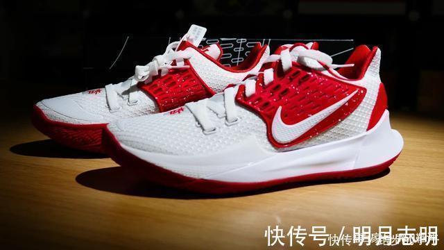 前后掌|600块前后掌双气垫!Nike再次诠释团队款比签名鞋好