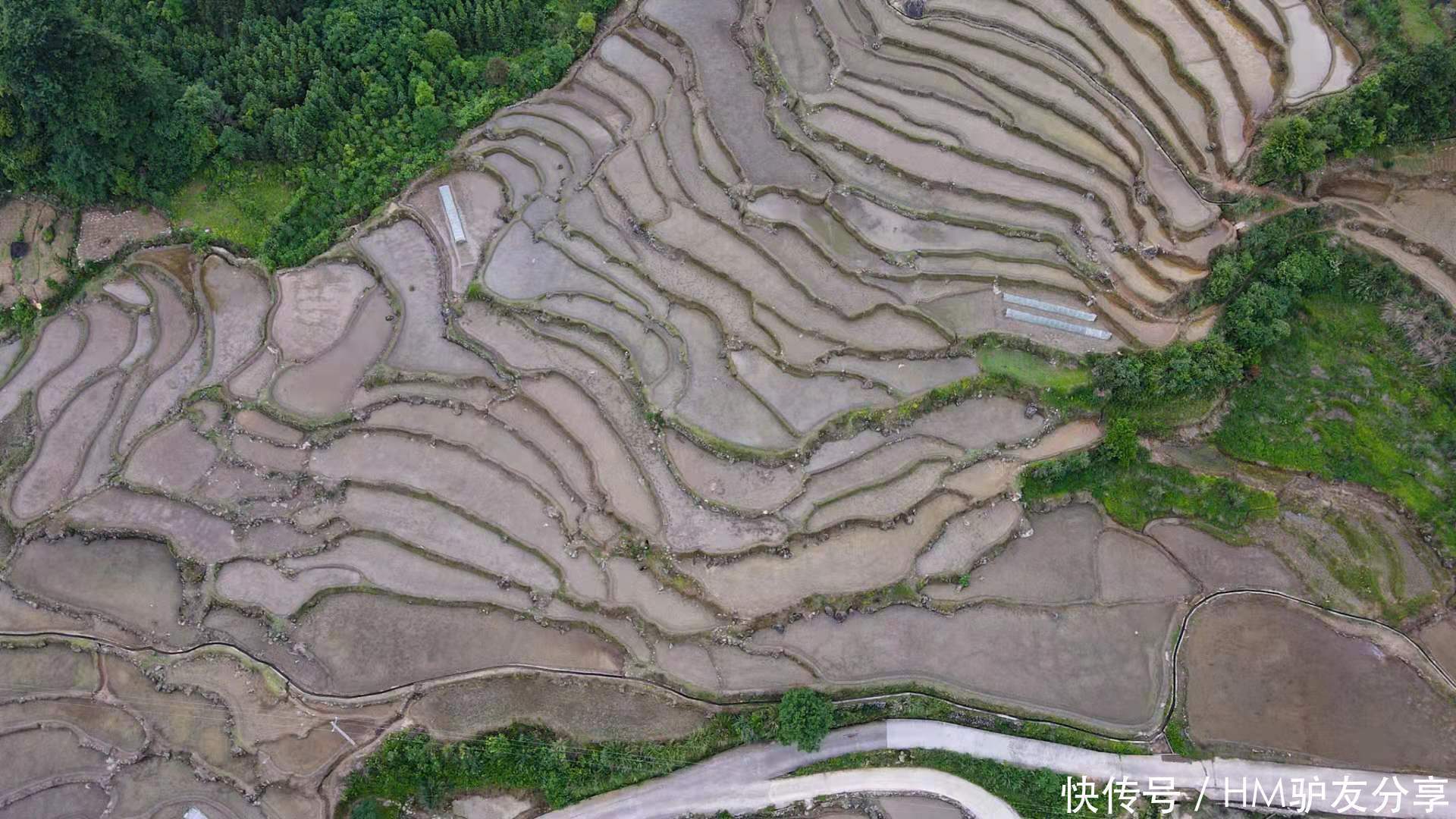 瑶寨|它是湖南永州的一个县城，连着湘粤桂三省，还被称为神州瑶都