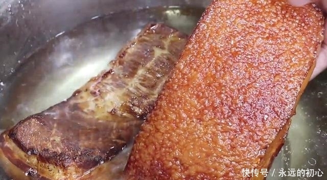 梅干菜|梅菜扣肉还是这样做好吃过瘾,软烂鲜香肥而不腻,吃过的都说美味