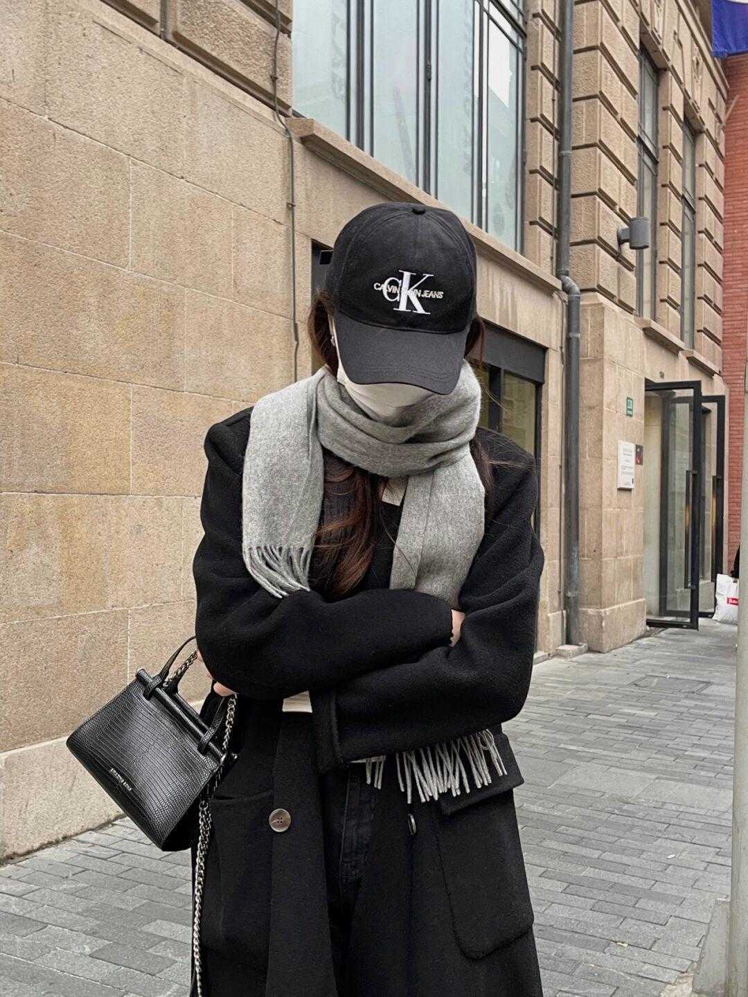 围巾|是时候对围巾下手了!不知道什么颜色不出错的,可以直接码住灰色