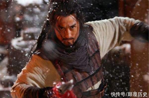 八十万禁军教头$林冲生涯最后一战:和八十万禁军教头大战两百回合,最终吐血身亡