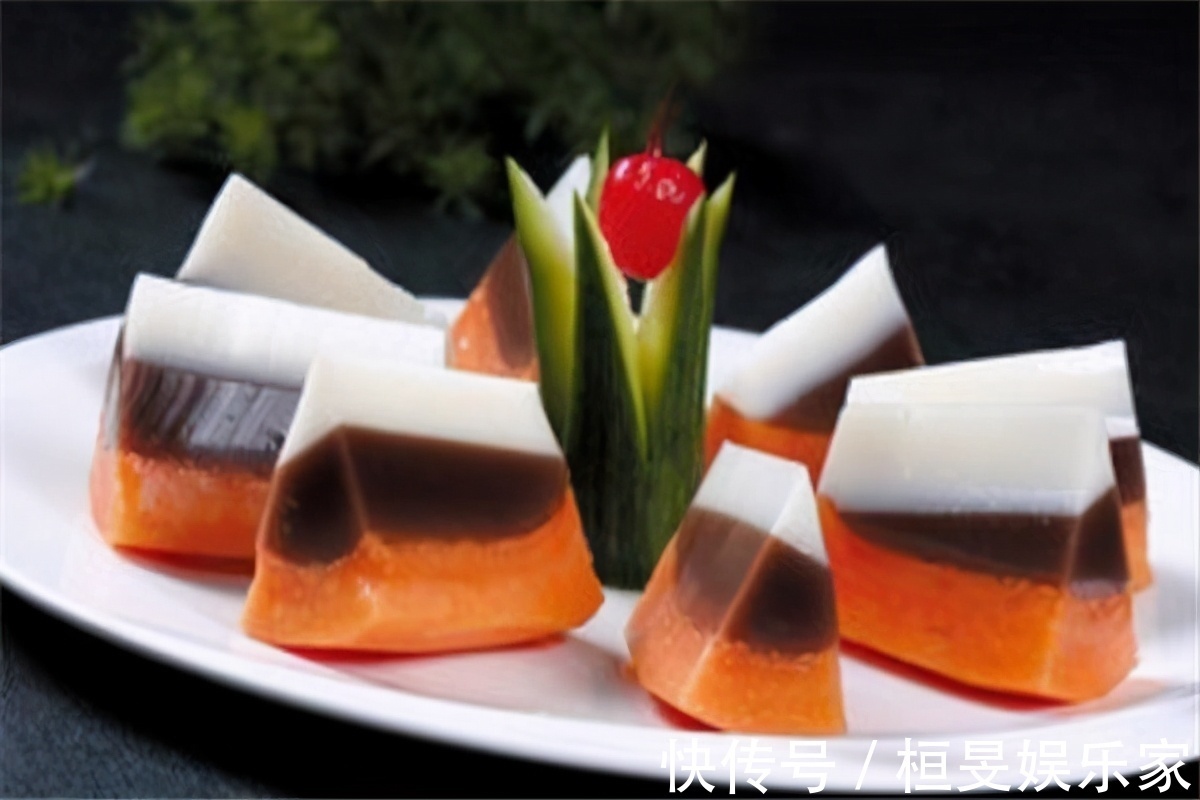 木瓜|美食推荐三杯豆腐、养颜木瓜冻、杏仁粥、黄豆芽拌芦荟的做法
