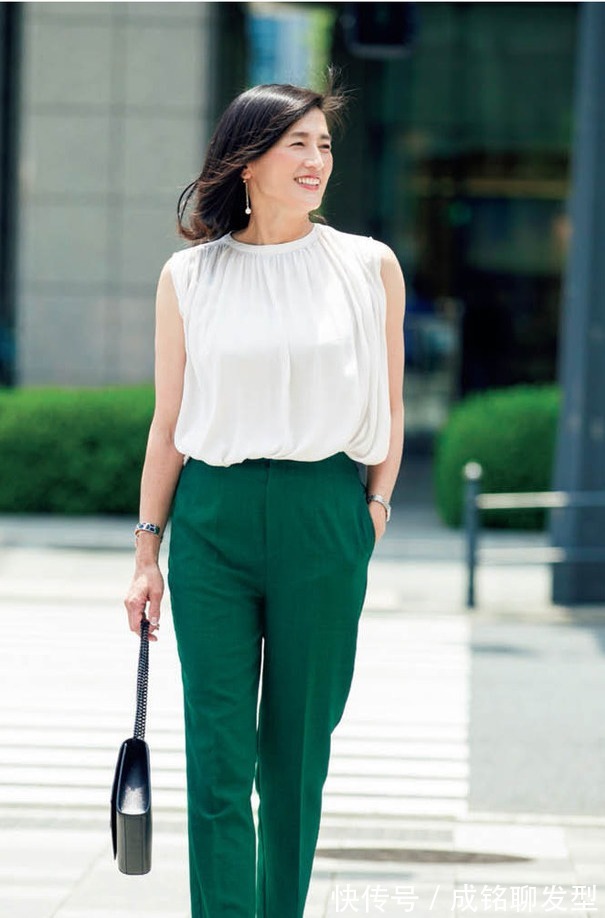 单品|40+女性夏季实用穿搭,简单随意又有高级感,每一套都超有气质